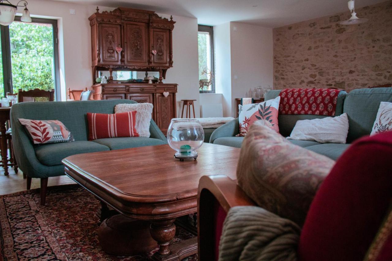 Les Jardins De Nanine Bed and Breakfast Lapleau Exteriör bild