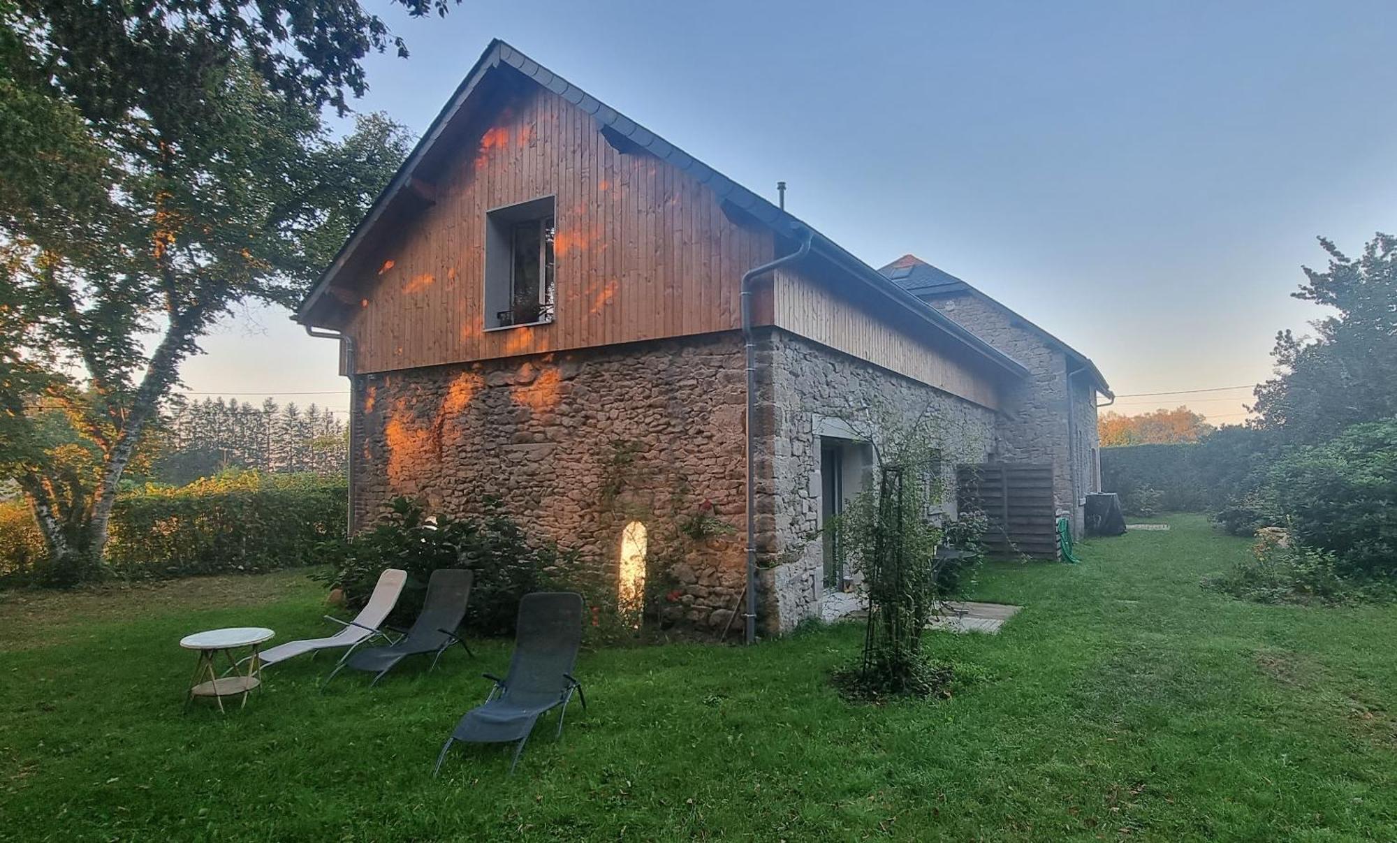Les Jardins De Nanine Bed and Breakfast Lapleau Exteriör bild