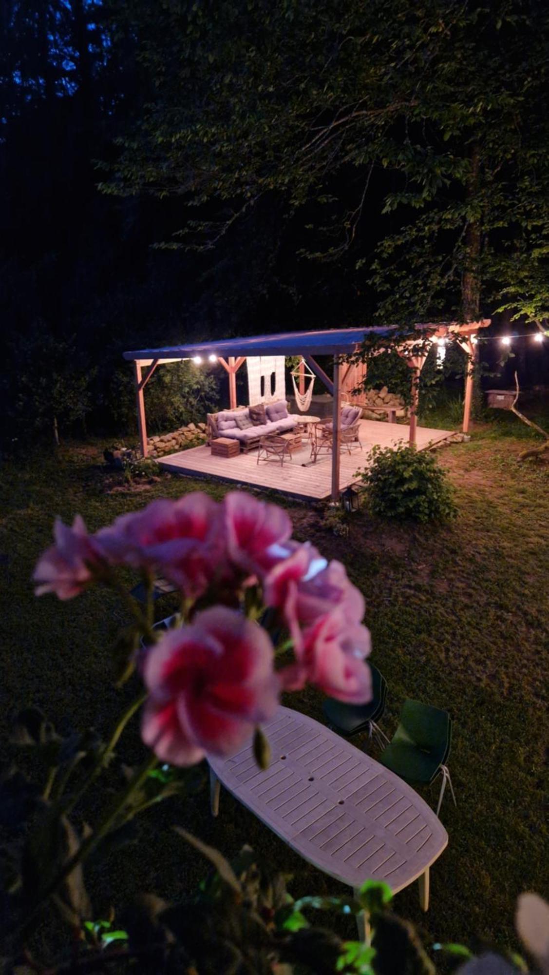 Les Jardins De Nanine Bed and Breakfast Lapleau Exteriör bild